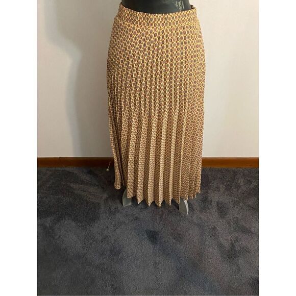 Max Studio Yellow Printed Pleated skirt, size XL - Picture 1 of 3